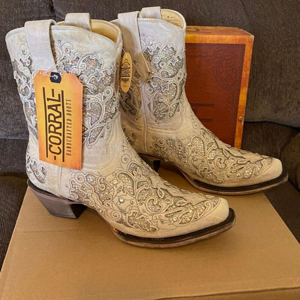 NWT Corral Ladies Glitter and Inlay Square Toe Boots Size 6.5